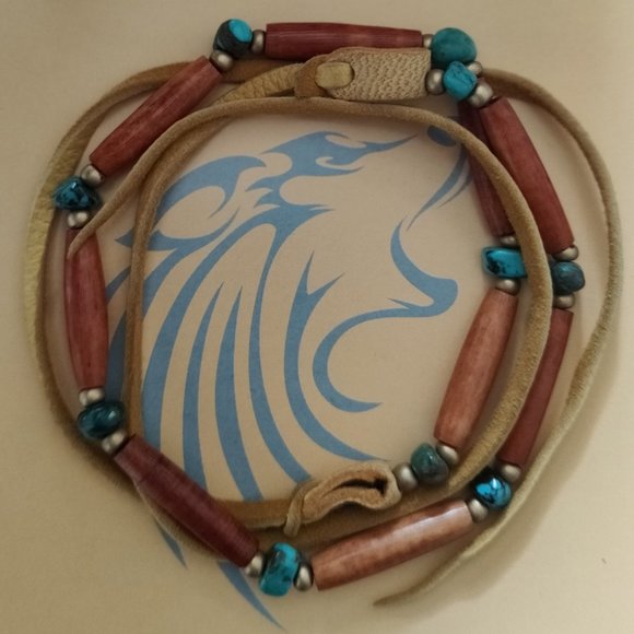 Native Turquoise & Wood Choker - Picture 4 of 12